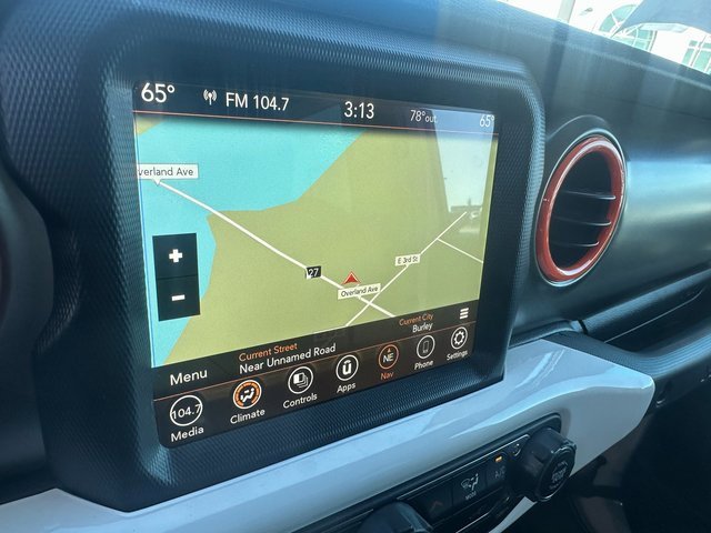 Used 2023 Jeep Wrangler Sport S image 22