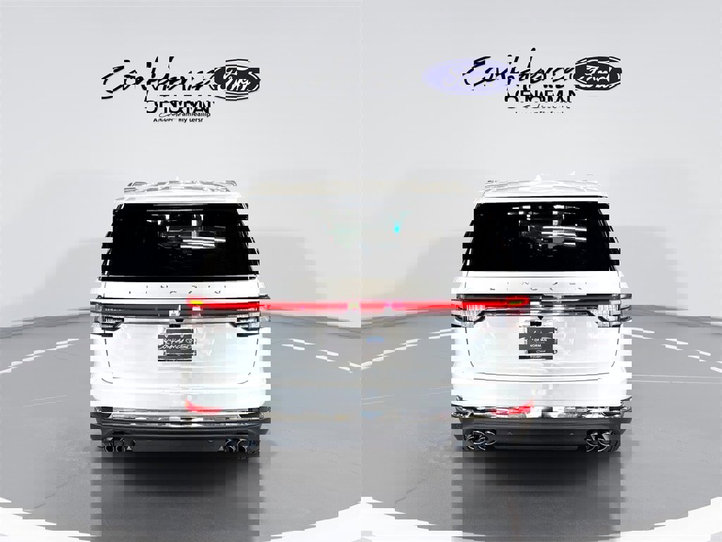 Used 2024 Lincoln Aviator Reserve image 7
