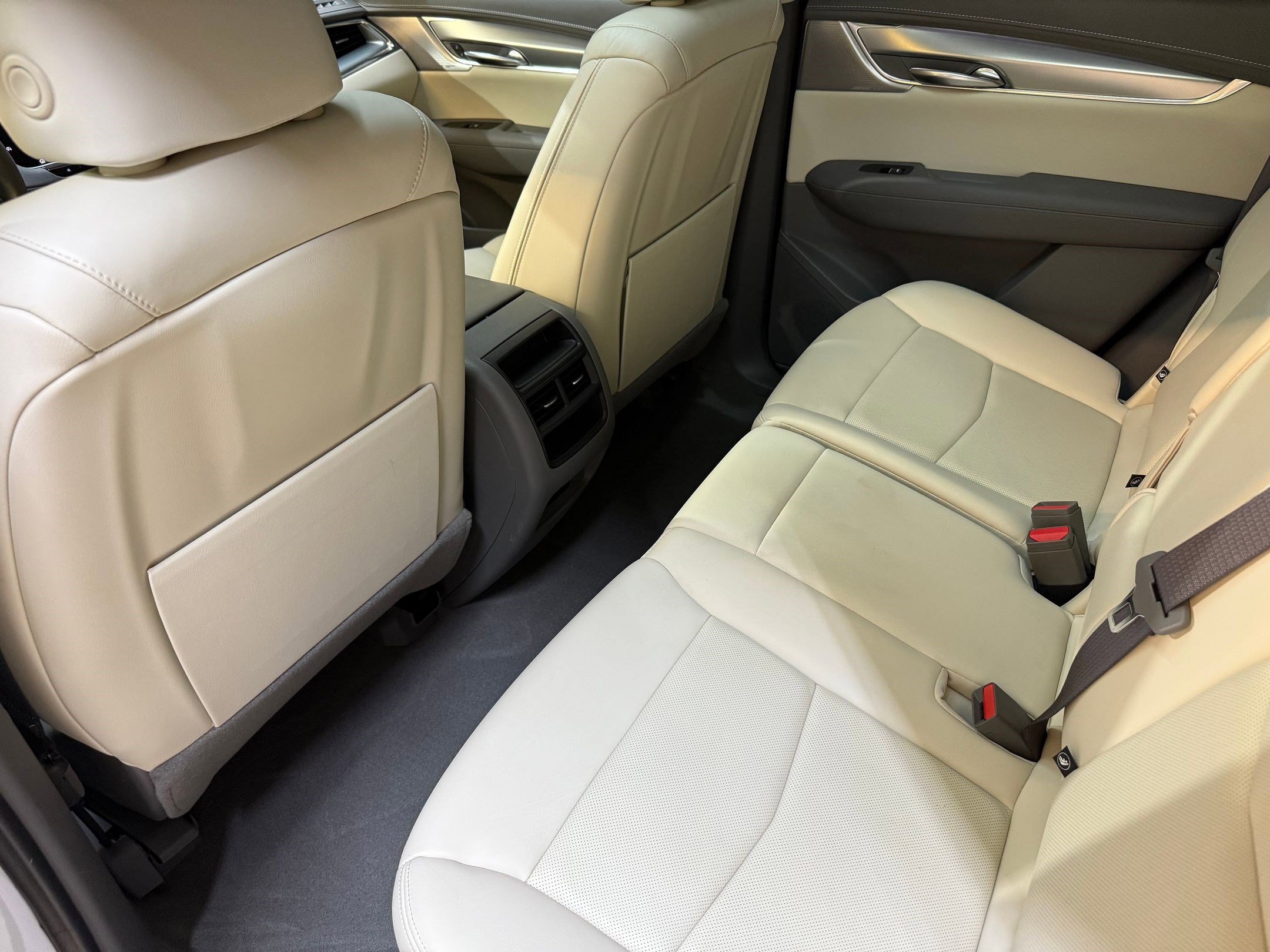 Certified 2023 Cadillac XT5 Premium Luxury image 42