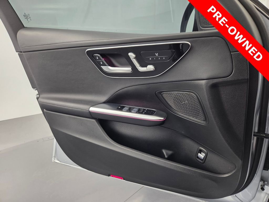 Used 2023 Mercedes-Benz C 300 Sedan image 28