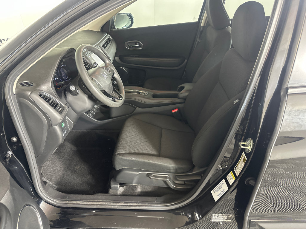 Used 2016 Honda HR-V EX image 9
