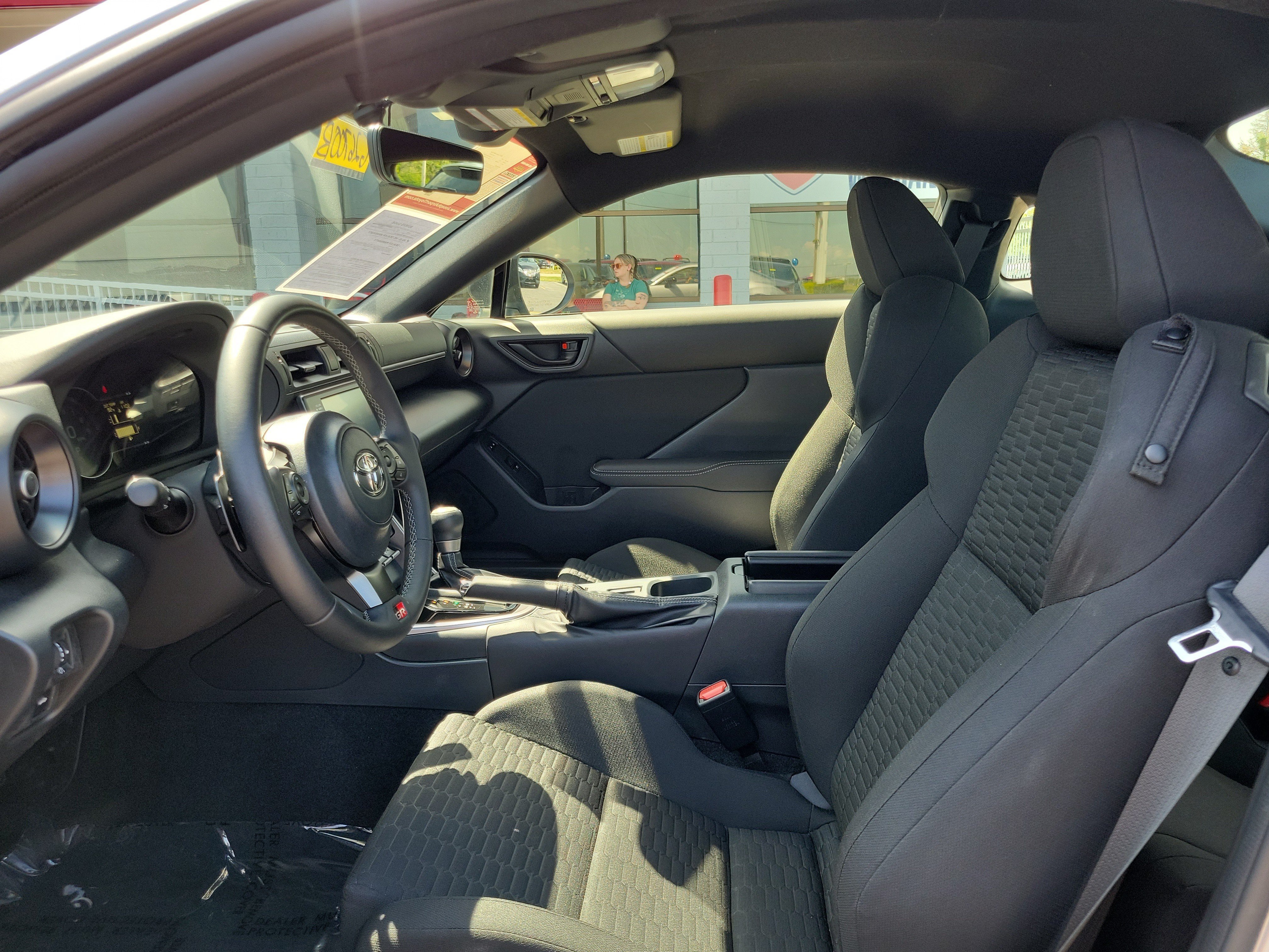 Used 2025 Toyota GR86 w/ Performance Package RWD image 9