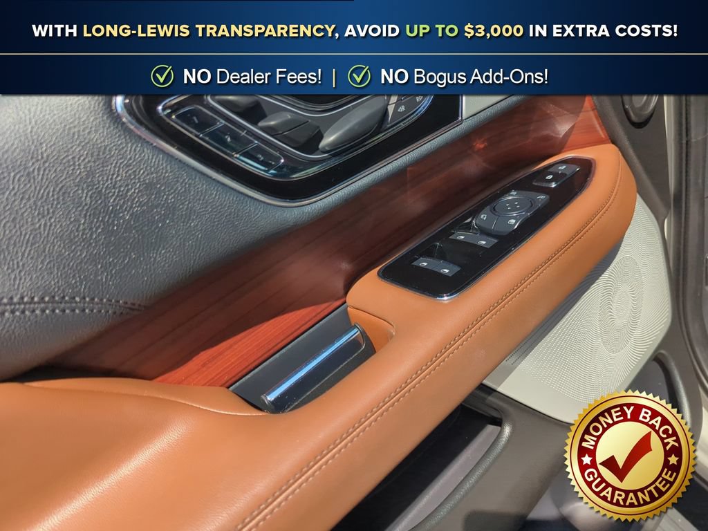 Used 2023 Lincoln Navigator L Reserve AWD/4WD image 16