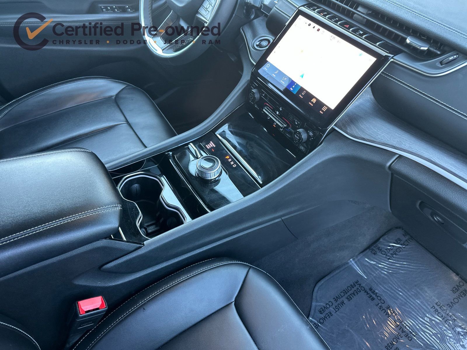 Used 2023 Jeep Grand Cherokee Limited image 17