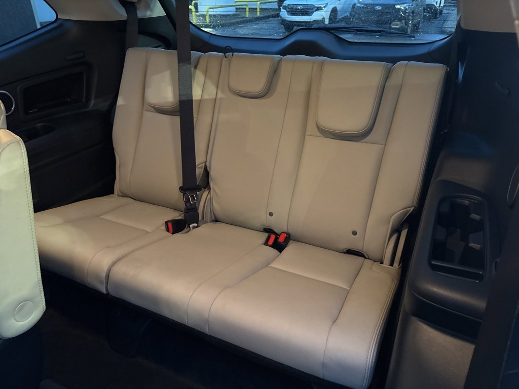Certified 2023 Subaru Ascent Limited w/ Technology Package image 13
