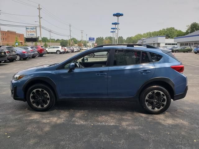 Certified 2022 Subaru Crosstrek 2.0i Premium AWD/4WD image 7
