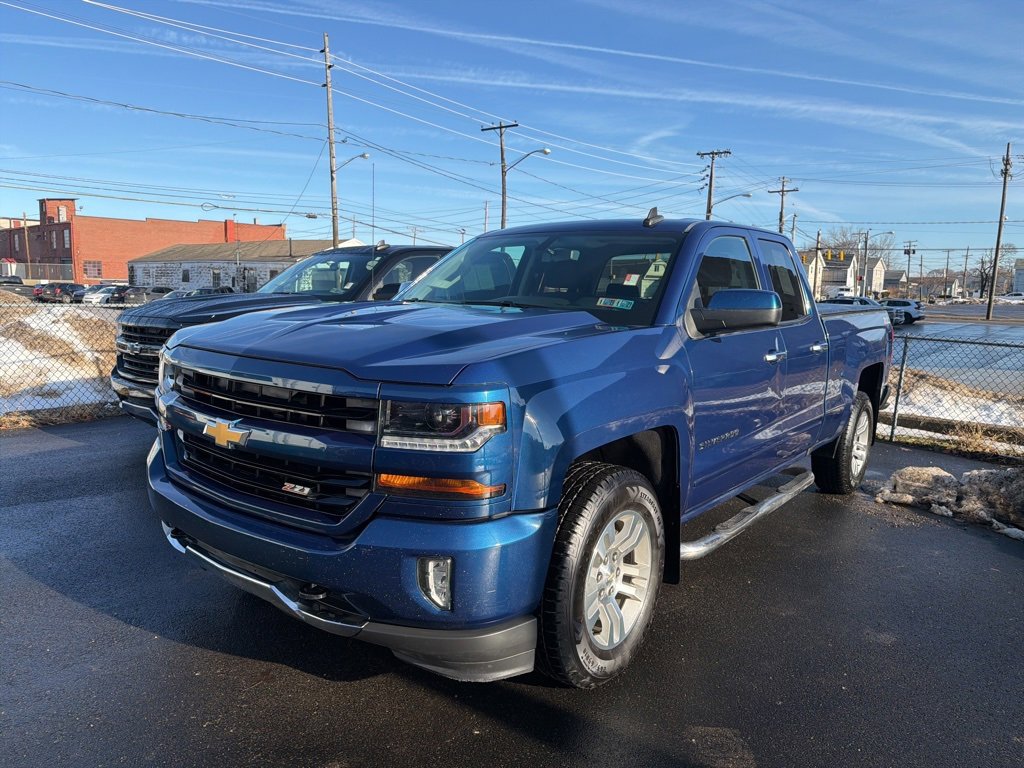 Used 2016 Chevrolet Silverado 1500 LT w/ All Star Edition image 3