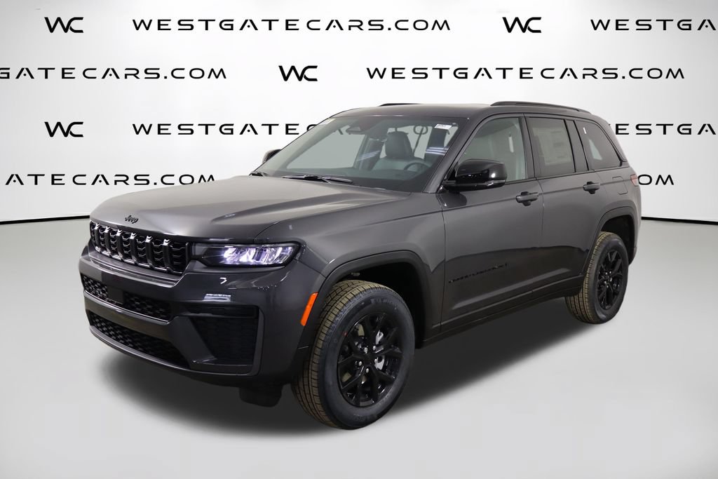 New 2026 Jeep Grand Cherokee Altitude AWD/4WD 360° Tour
