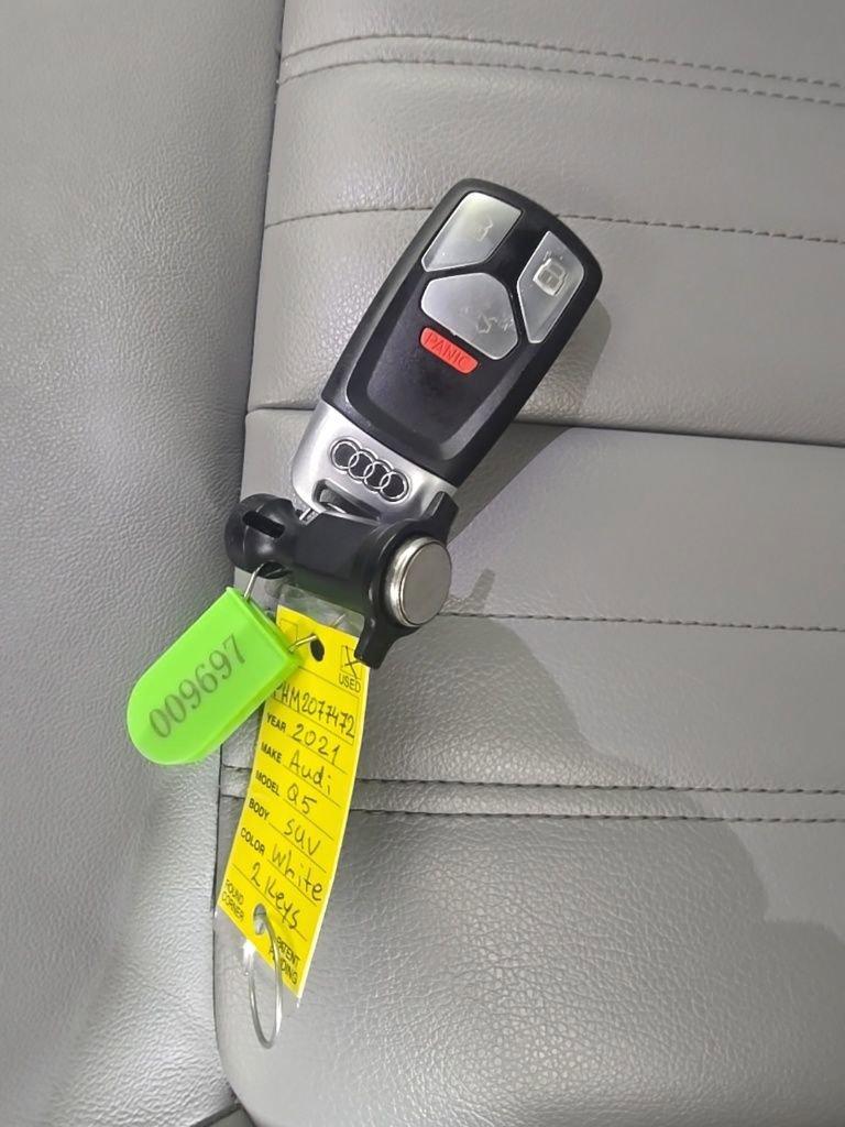 Used 2021 Audi Q5 2.0T Premium image 32