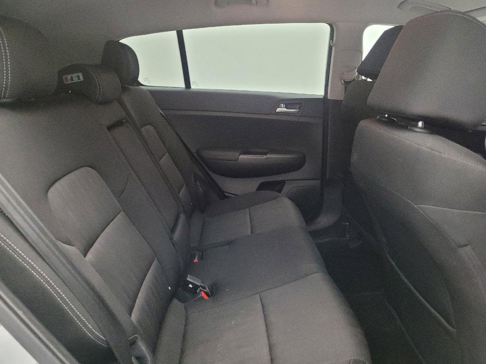Used 2019 Kia Sportage LX image 19