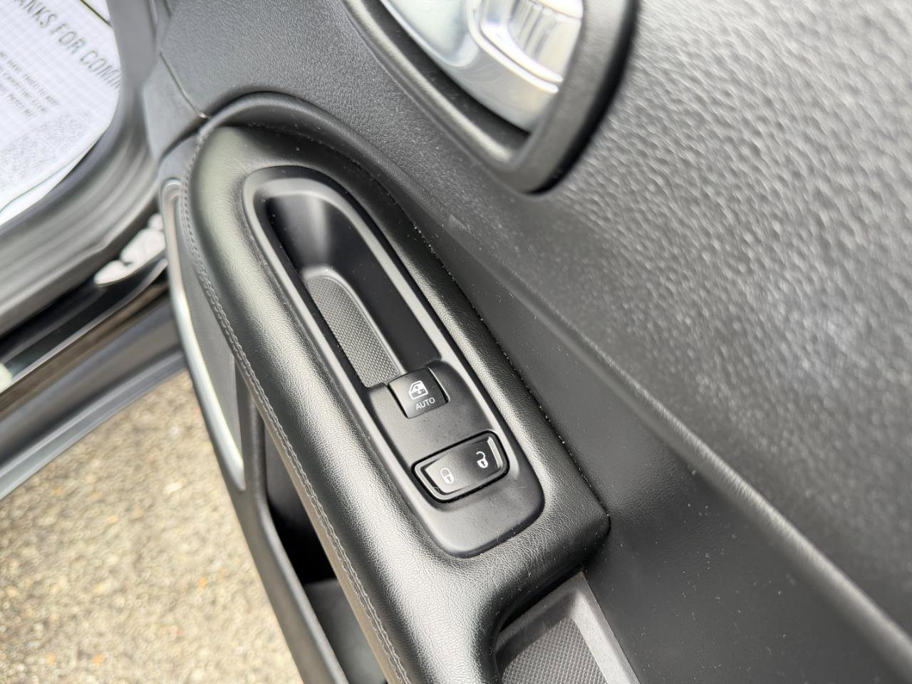 Used 2019 Jeep Compass Latitude image 45