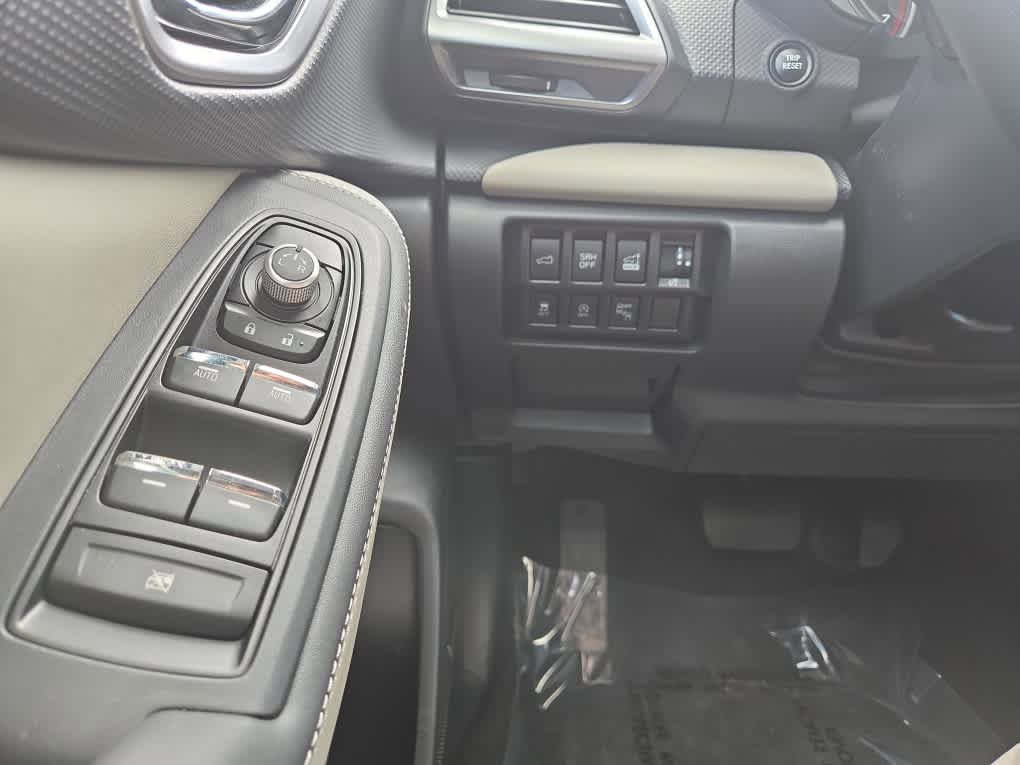 Used 2023 Subaru Forester Limited AWD/4WD image 21