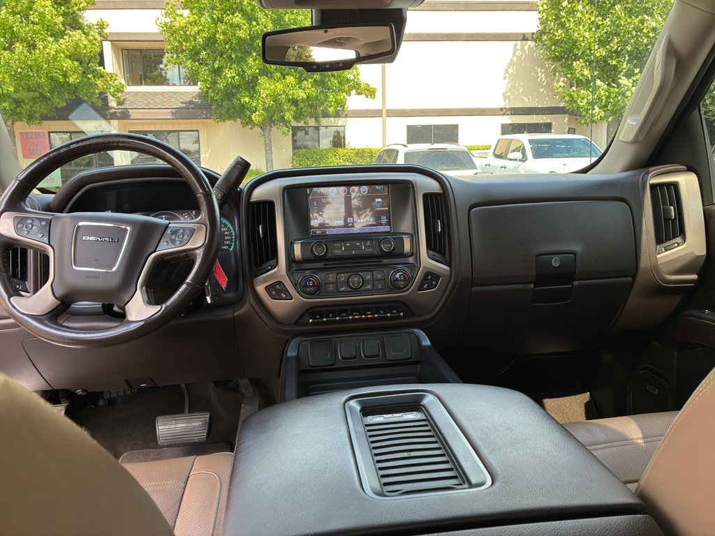 Used 2018 GMC Sierra 1500 Denali w/ Denali Ultimate Package AWD/4WD image 54