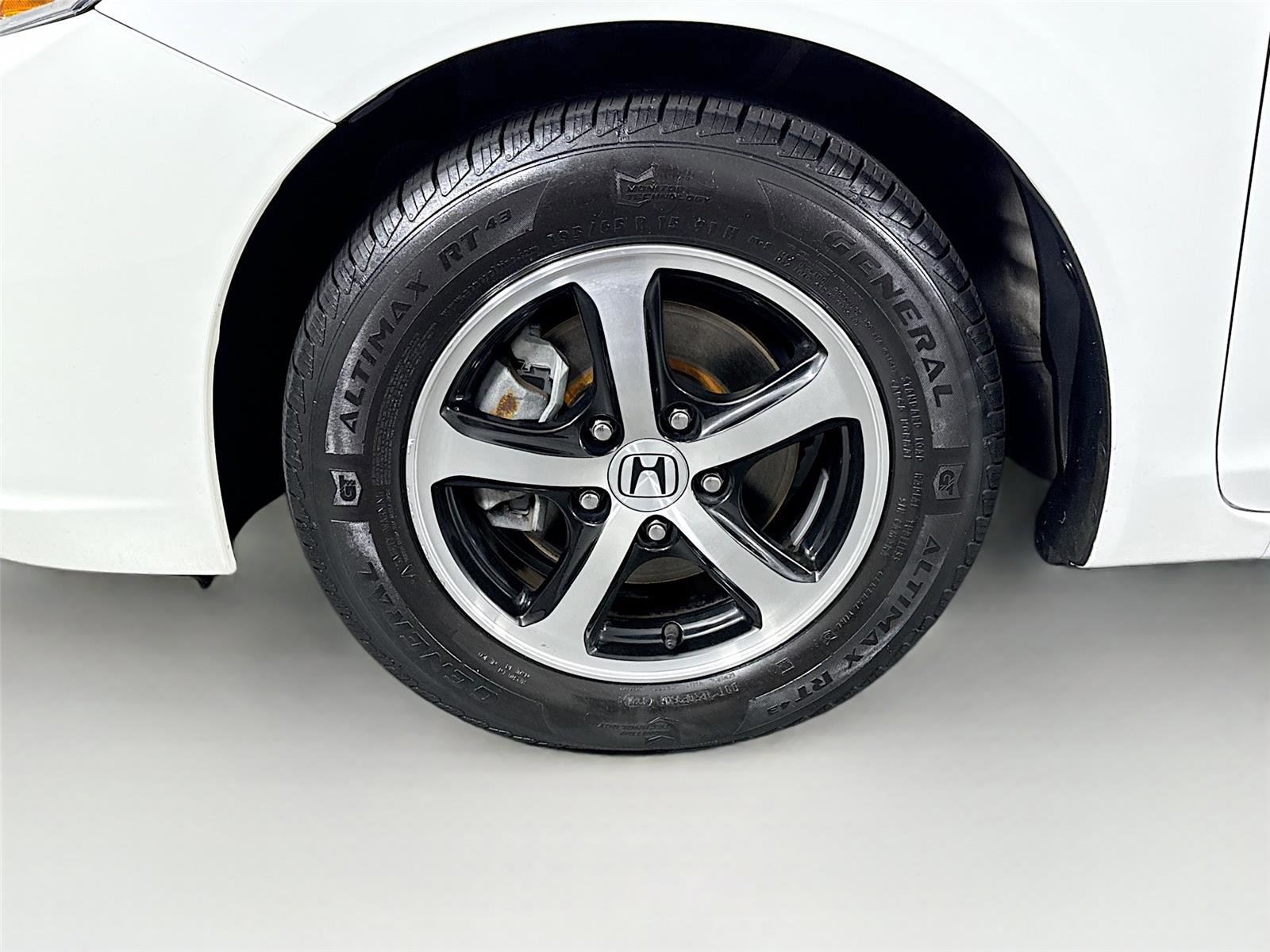 Used 2015 Honda Civic SE image 37