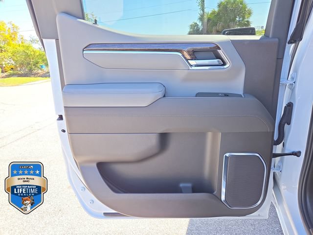 New 2026 GMC Sierra 1500 SLE w/ Max Trailering Package AWD/4WD image 9