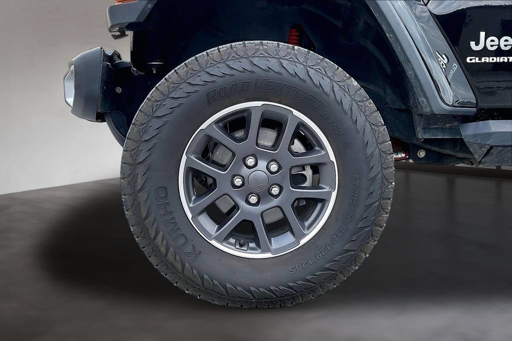 Used 2020 Jeep Gladiator Overland w/ Popular Equipment Package AWD/4WD image 32