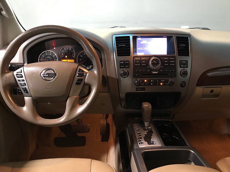 Used 2013 Nissan Armada Platinum image 21