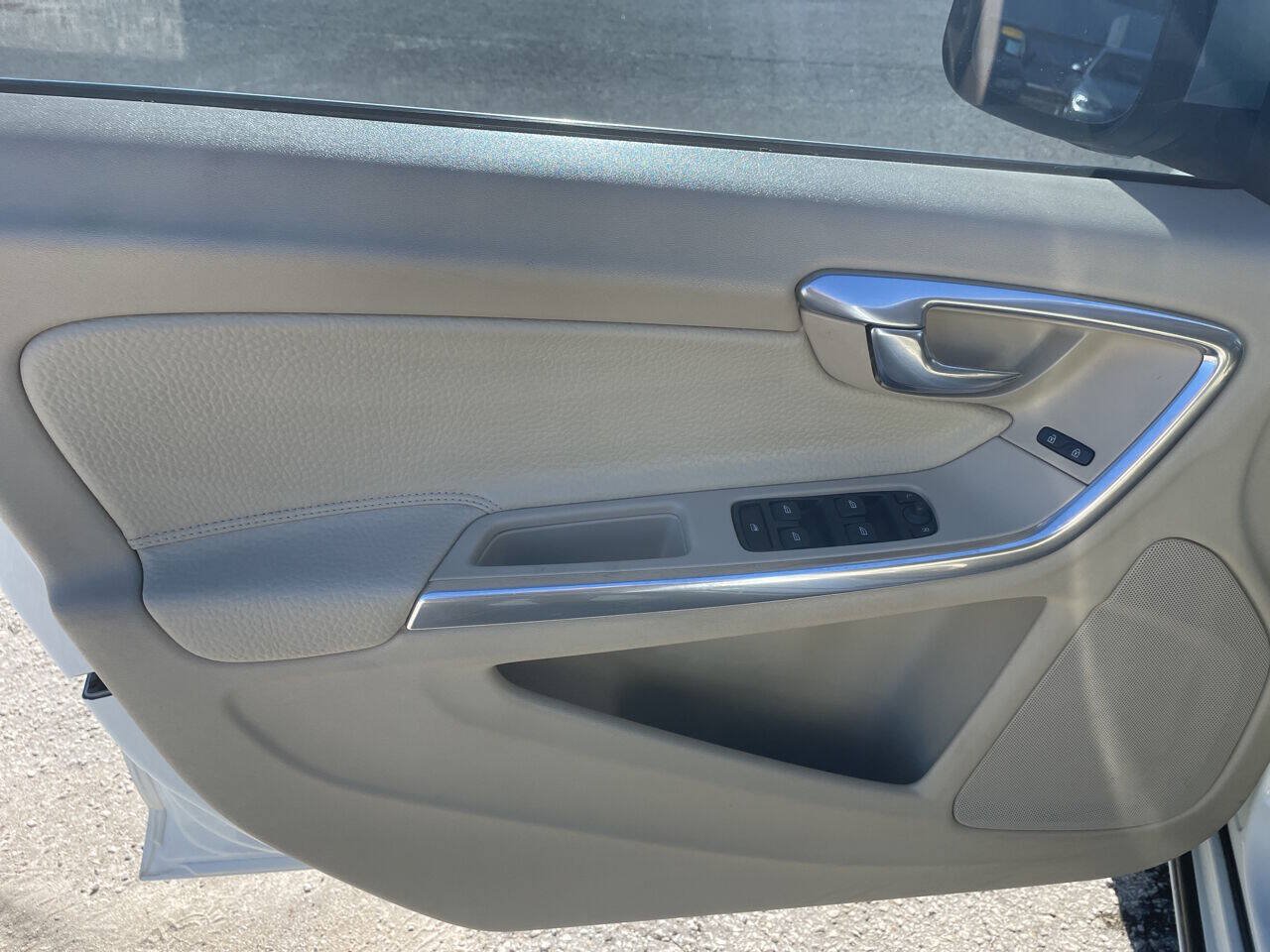 Used 2014 Volvo S60 T5 FWD image 20