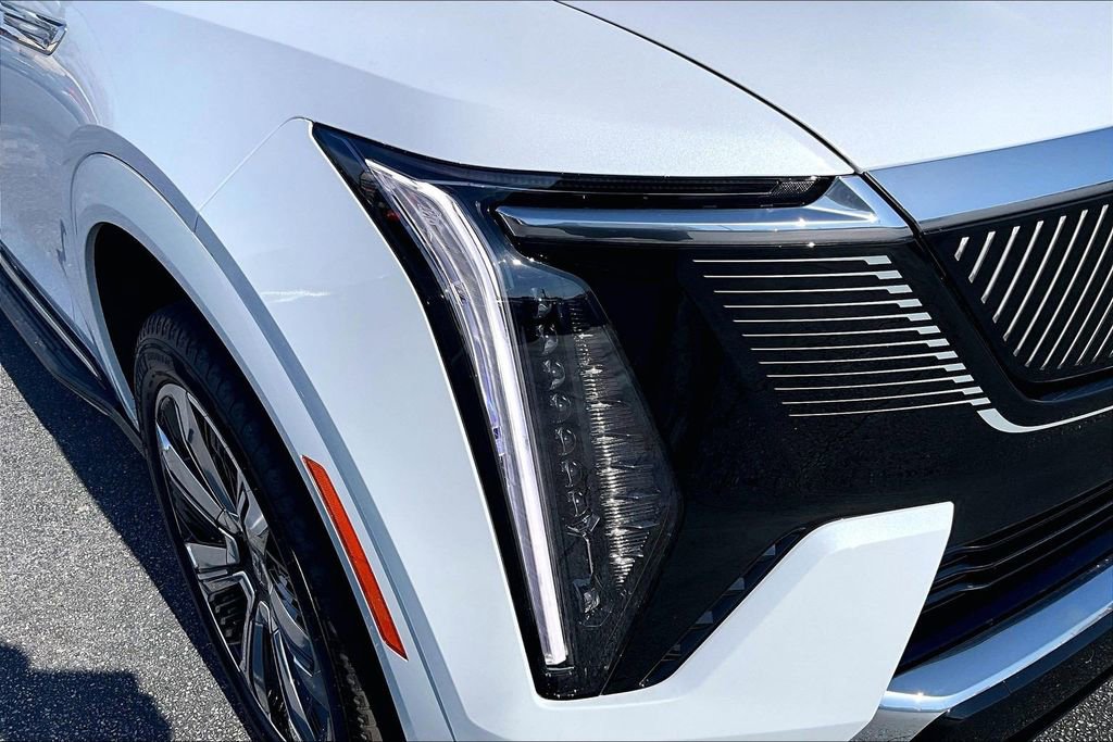 Certified 2026 Cadillac Escalade IQL Luxury image 33