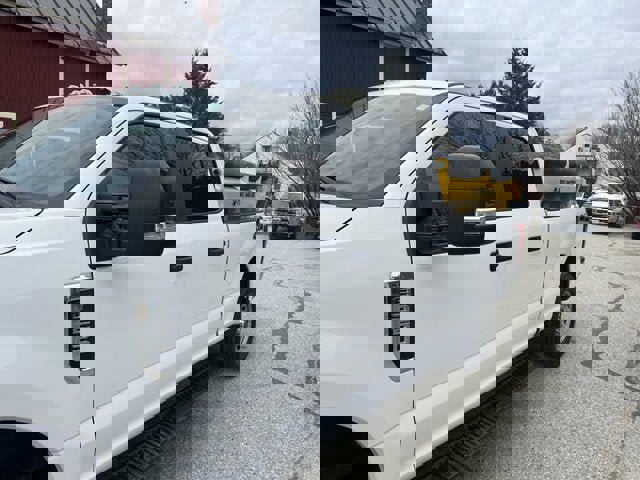 Used 2022 Ford F250 XL w/ Power Equipment Group AWD/4WD image 18