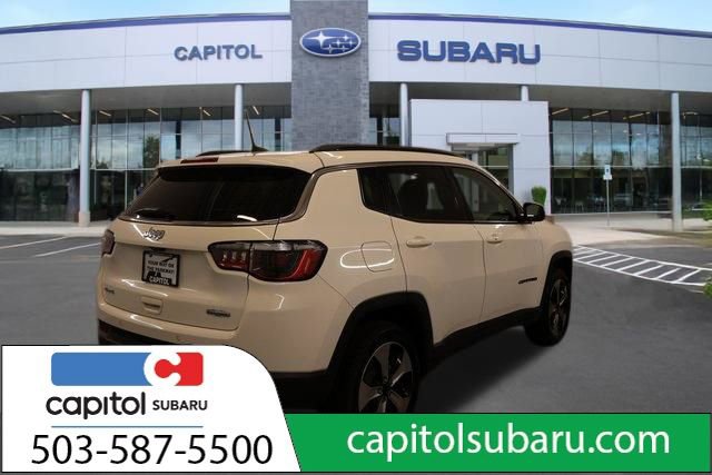 Used 2020 Jeep Compass Latitude AWD/4WD image 3
