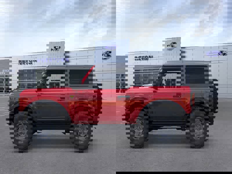 New 2025 Ford Bronco Badlands w/ Sasquatch Package image 3