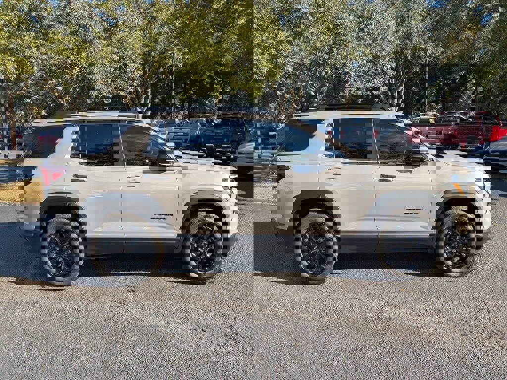 New 2026 GMC Terrain Elevation w/ Elevation Premium Package image 4