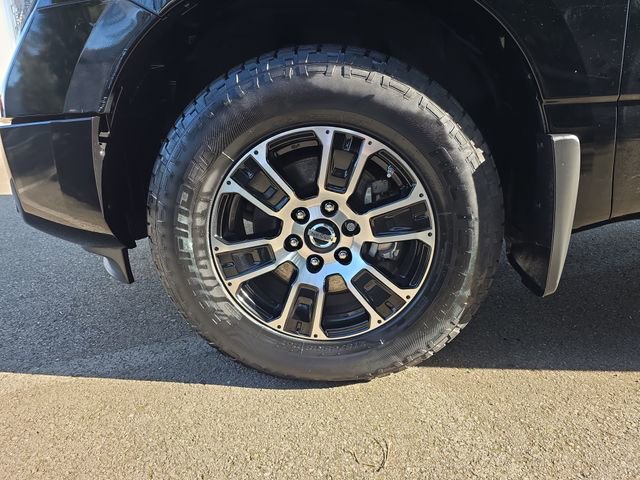 Used 2021 Nissan Titan SV w/ SV Convenience Package image 27