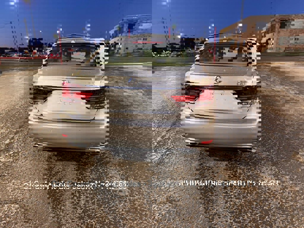 Used 2014 Lexus LS 460 image 7