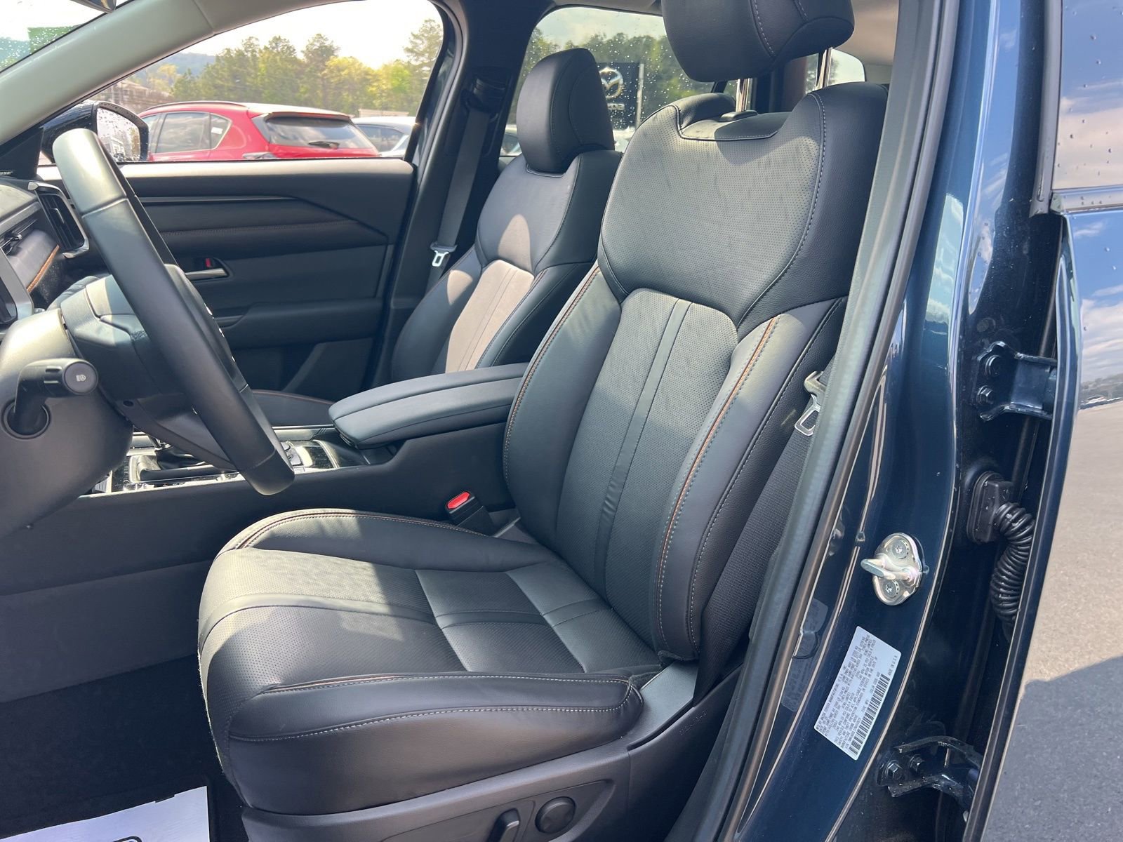 Certified 2026 MAZDA CX-50 AWD 2.5 S w/ Premium Package image 28