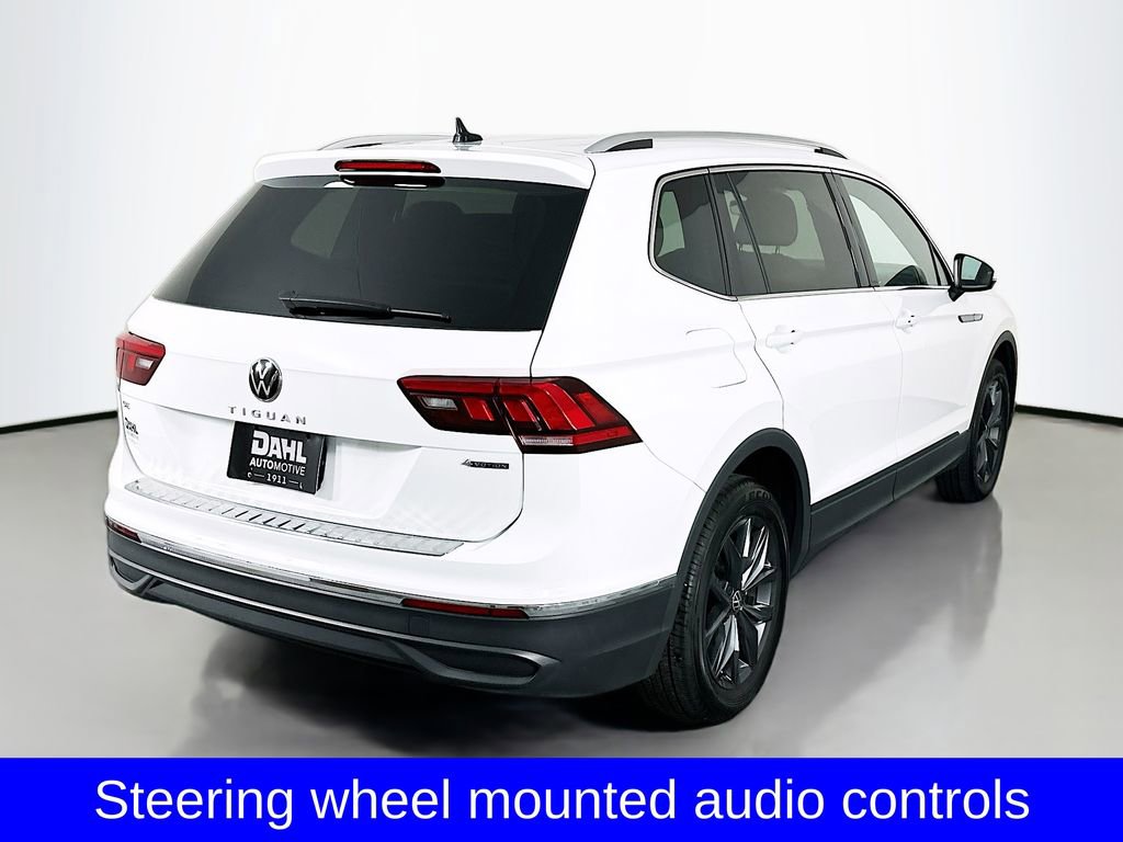 Used 2022 Volkswagen Tiguan SE image 13