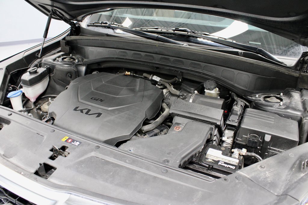 Used 2022 Kia Telluride SX w/ Towing Package image 14