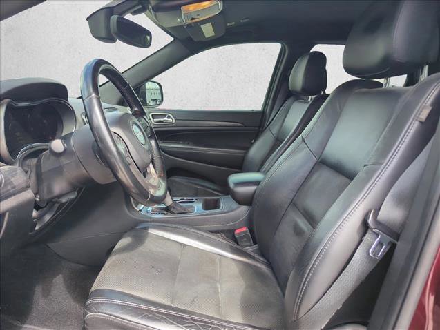 Used 2019 Jeep Grand Cherokee Laredo w/ Laredo X Package image 12