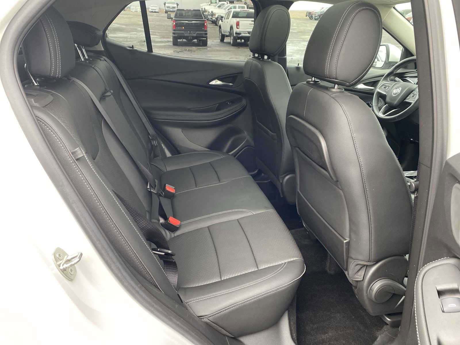 Used 2023 Buick Encore GX Essence w/ Experience Buick Package image 32