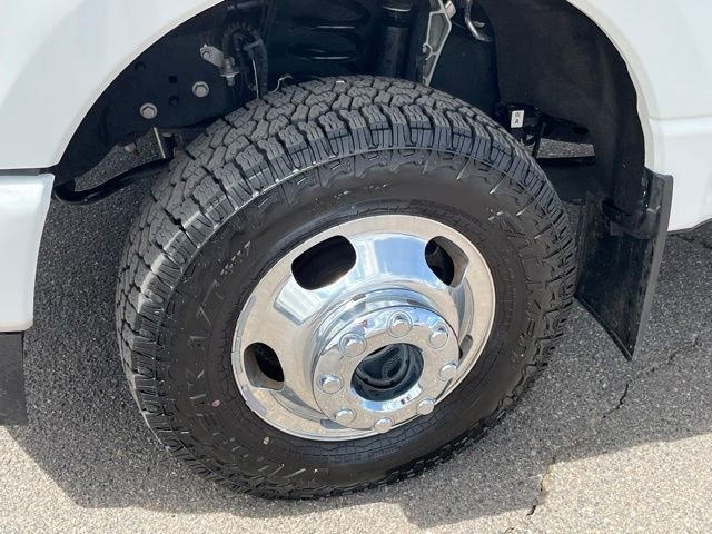 Used 2024 Ford F350 Limited w/ FX4 Off-Road Package image 11