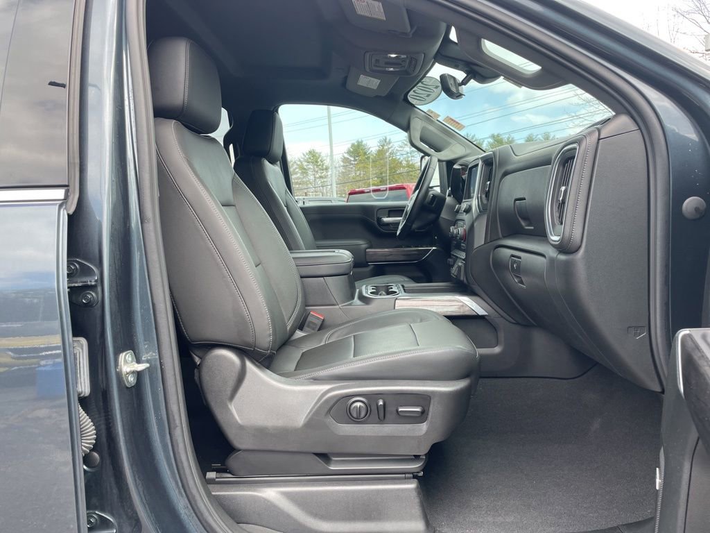 Used 2020 Chevrolet Silverado 2500 LTZ w/ LTZ Plus Package image 37