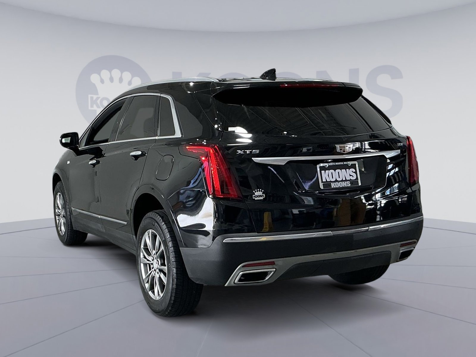 Used 2023 Cadillac XT5 Premium Luxury image 14