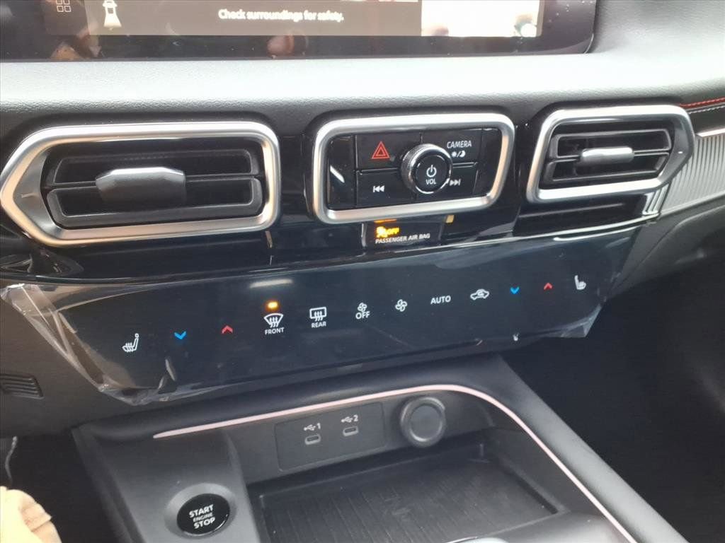 New 2026 Nissan Sentra SR image 12