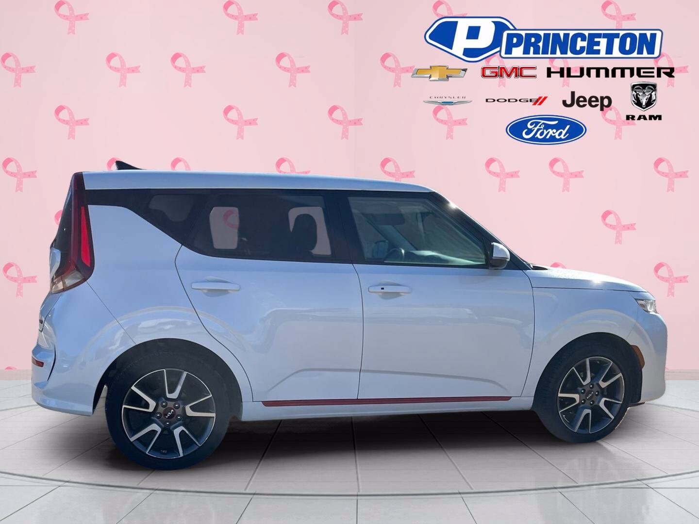Used 2022 Kia Soul GT-Line FWD image 8