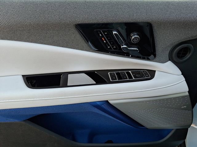 New 2026 Cadillac Optiq Sport 2 RWD image 8