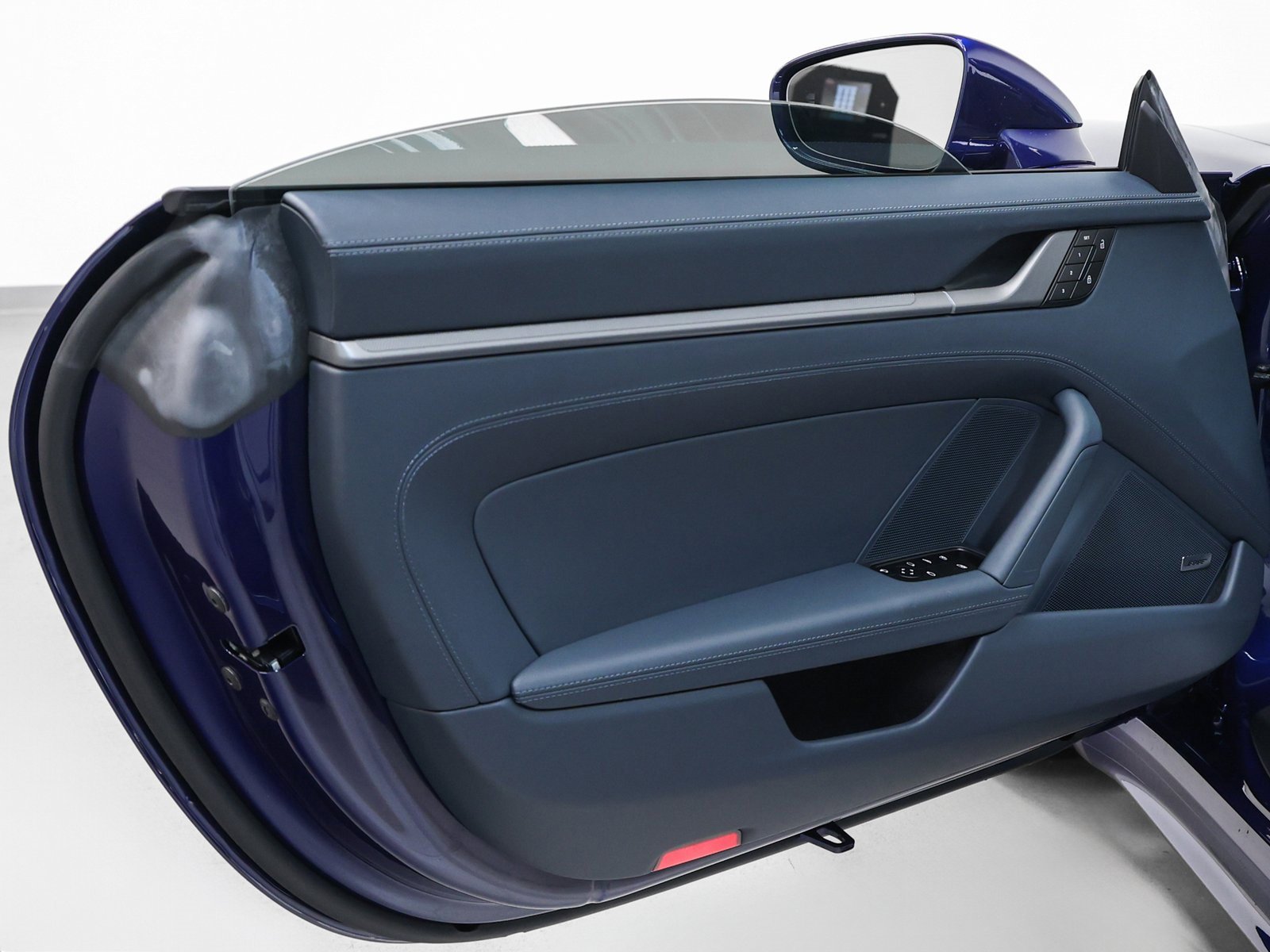 Used 2025 Porsche 911 Carrera image 56