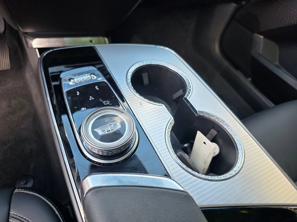 Certified 2024 Cadillac Lyriq Tech RWD image 17