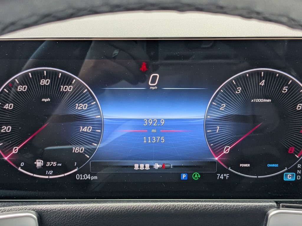 Used 2025 Mercedes-Benz GLB 250 image 27