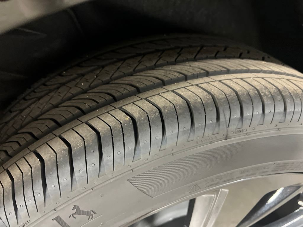 New 2026 Buick Envision Sport Touring image 10