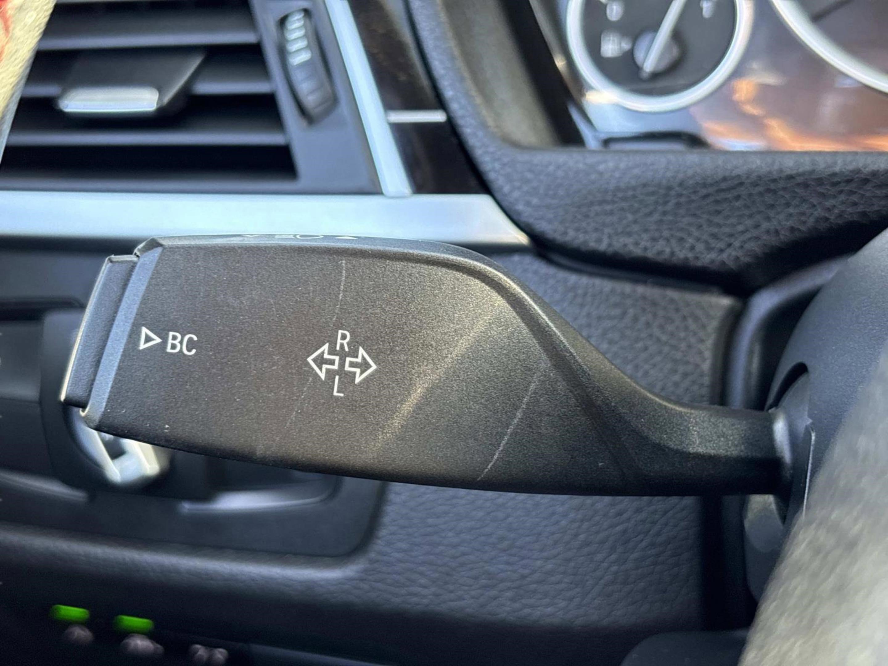 Used 2019 BMW 430i Convertible w/ Convenience Package image 27