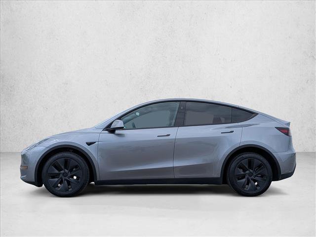 Used 2025 Tesla Model Y Long Range image 9