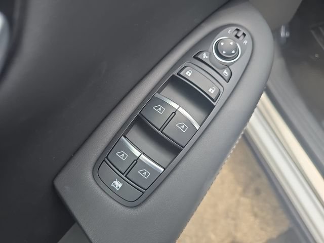 Used 2024 INFINITI QX50 Luxe AWD/4WD image 18
