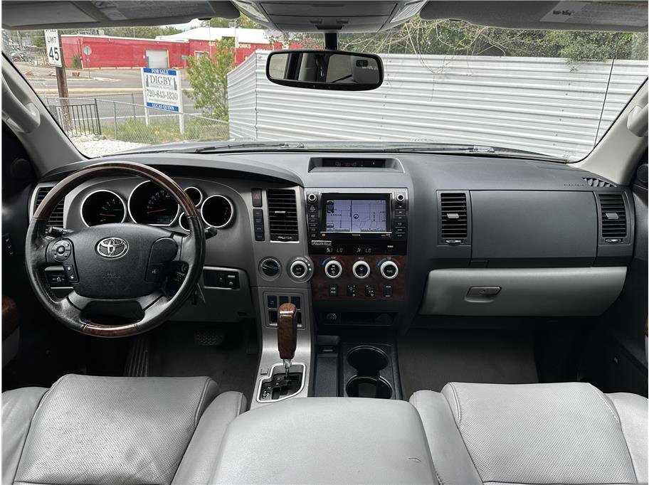 Used 2010 Toyota Tundra Limited AWD/4WD image 21