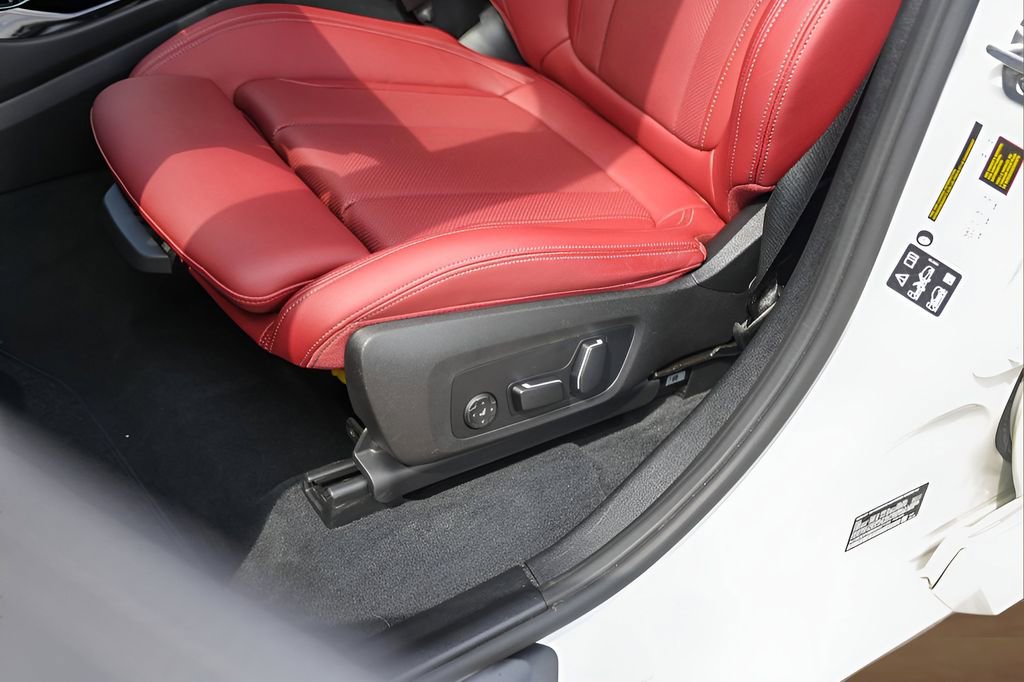 Used 2024 BMW X3 M40i image 8