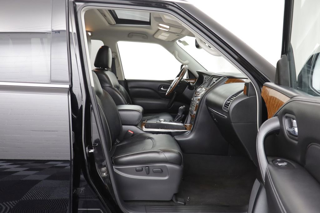 Used 2018 INFINITI QX80 4WD w/ All Season Package image 19